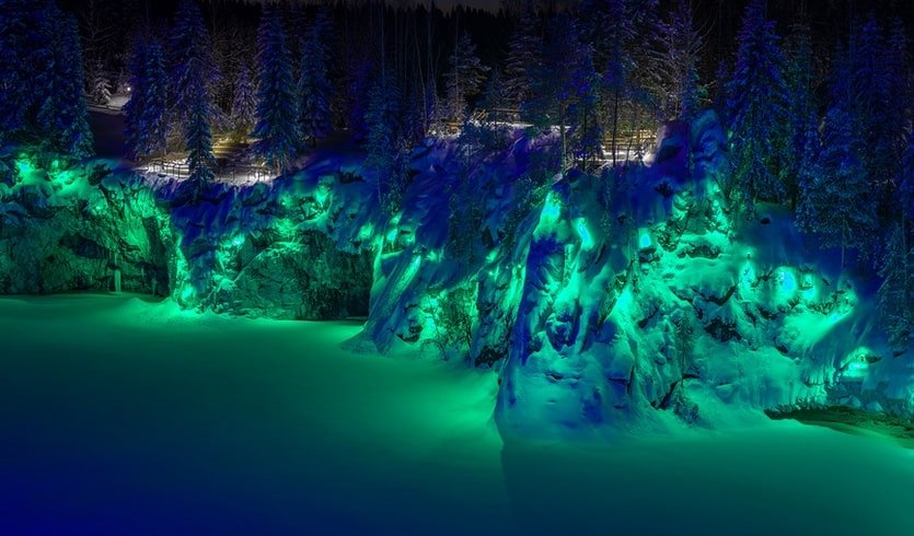 Вечерняя подсветка Мраморного каньона – туры в Карелию от 9650 рублей