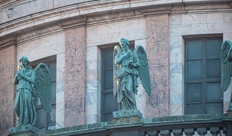 Вокруг Исаакиевской площади – пешеходные экскурсии для заказных групп от 290 рублей