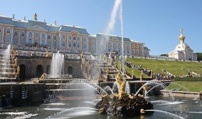 Праздник фонтанов в Петергофе 2025 – сборные туры в Санкт-Петербург от 13150 рублей