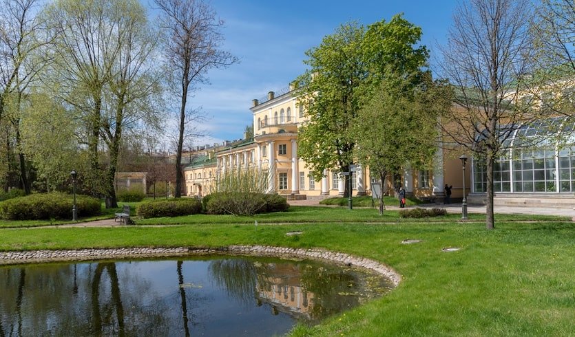 Город искусств — индивидуальные туры в Петербург от 6650 руб.