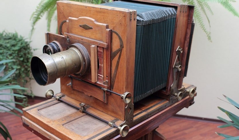 Невский проспект. Часть 2. С посещением музея-фотосалона Карла Буллы (для групп) – пешеходные экскурсии для заказных групп от 385 рублей