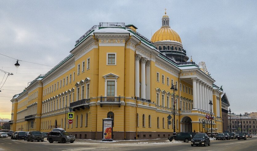 Дом Лобанова-Ростовского — фото № 1 — Фотобанк Лори / Виктор Карасев Дом Лобанова-Ростовского — Дворцы и особняки