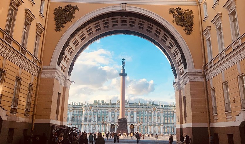 Город Петровской мечты — Фото №4 — Photo by Alina Khezina on Unsplash  Город Петровской мечты — Туры в СПб от  16890 рублей