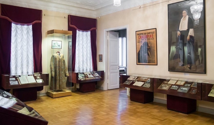 Театральный Петербург (+ музей-квартира Ф.И. Шаляпина) — автобусная экскурсия