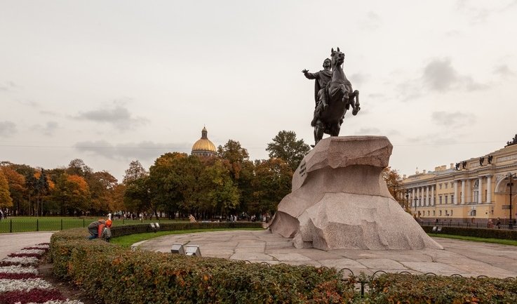 Адмиралтейская перспектива – фото №5 – Photo by Sergey Mind on Unsplash Адмиралтейская перспектива – Пешеходные экскурсии