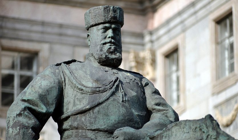 Великие Александры великого города — автобусная экскурсия