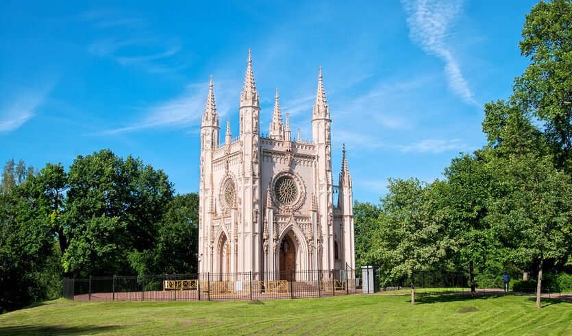 Александрия – императорская резиденция четырёх поколений династии Романовых — фото № 5 — Фотобанк Лори / Румянцева Наталия Александрия – императорская резиденция четырёх поколений династии Романовых — Автобусные экскурсии