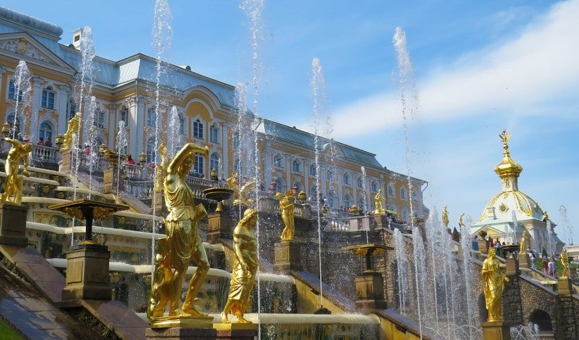 VIP-экскурсия в Петергоф — ВИП-экскурсии от 36100 рублей