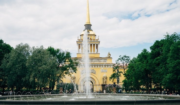 В Петербург с детьми! с пятницы, 5 дней – фото №1 В Петербург с детьми! с пятницы, 5 дней – тур в СПб от 16540 рублей Photo by Markus Winkler on Uplash
