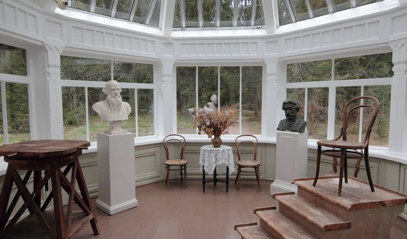 Дачный сезон: Репино-Комарово – загородные экскурсии от 1600 рублей