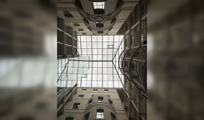 Через нефтяные тернии в синие волны «Индиго» — Дворцы и особняки