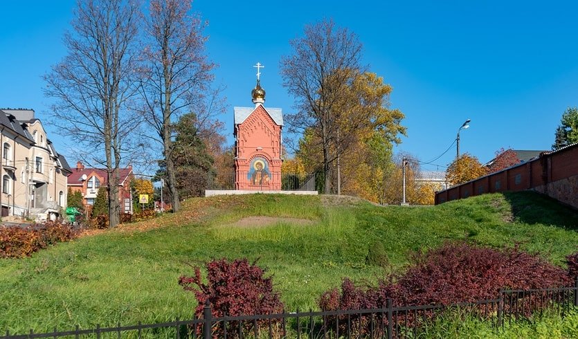 Какие милые, тихие Коломяги... – фото №1 – Фотобанк Лори/ Румянцева Наталия  Какие милые, тихие Коломяги... – Пешеходные экскурсии