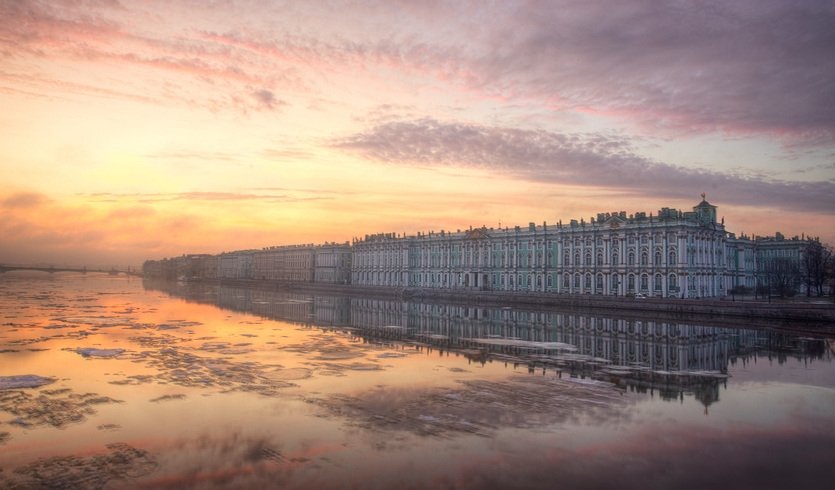 Штурм Зимнего дворца (для школьных групп) — Экскурсии и программы для детей от 240 рублей