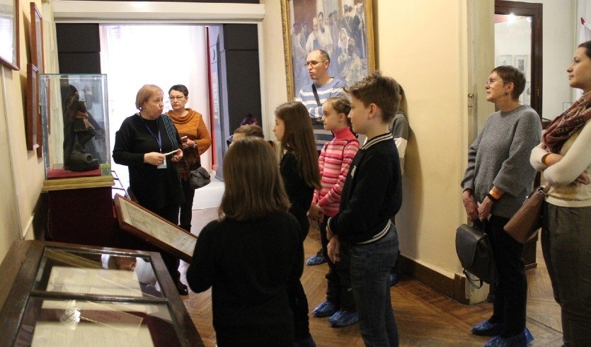 Ласточки блокадного города (Военно-медицинский музей) – Экскурсии для школьников в Санкт-Петербурге под заказ от 500 рублей