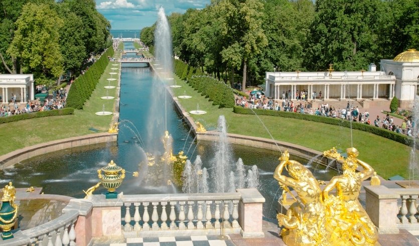 Нескучный Петербург — Туры в Санкт-Петербург для школьников от 8500 руб.