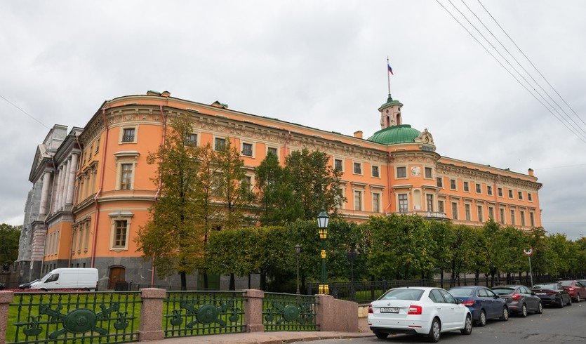 Санкт-Петербург – день за днем. От истории к истории – фото №3 – E. O. / Фотобанк Лори Санкт-Петербург – день за днем. От истории к истории – туры в Санкт-Петербург