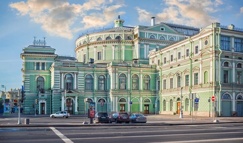 Здание Мариинского театра – интерьерные экскурсии от 1650 рублей