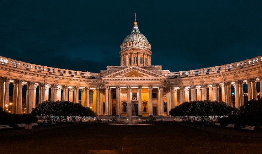 Храмы Петербурга (пешеходная экскурсия) — ВИП-экскурсии от 700 рублей