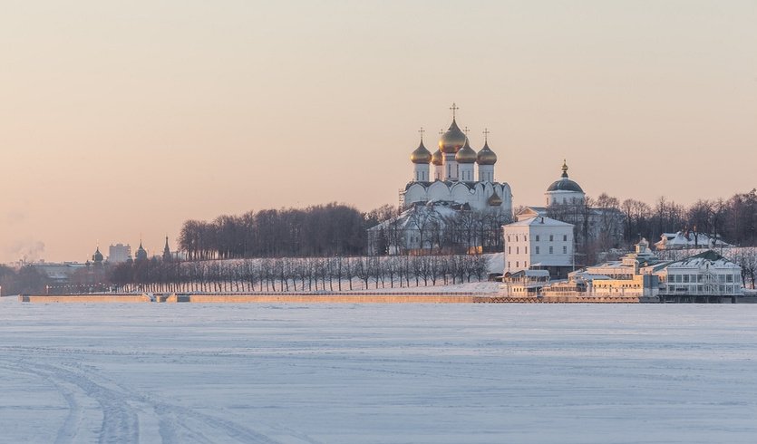 Вид на Волжскую набережную - туры по России