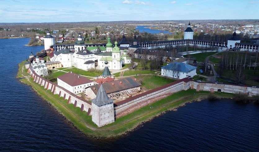 Кириллов монастырь Великий Новгород вид сверху