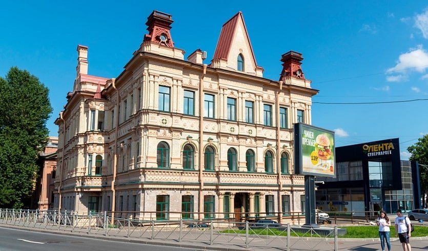 Тихая улица шумного города. Улица Большая Зеленина (для заказных групп) – пешеходные экскурсии от 290 рублей