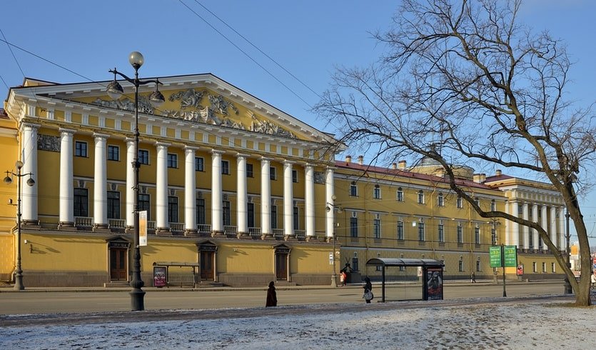 Здание Адмиралтейства – сборные экскурсии для школьников в Санкт-Петербурге от 500 рублей Здание Адмиралтейства – сборные экскурсии для школьников в Санкт-Петербурге от 500 рублей