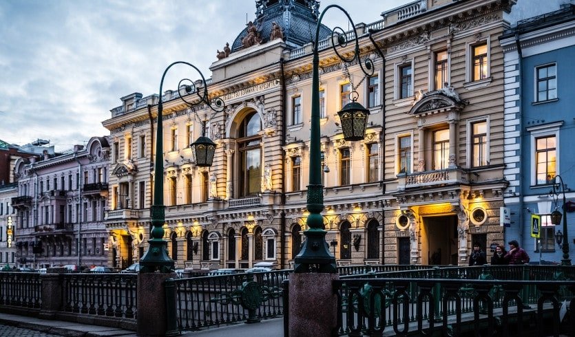 Мировые шедевры — Индивидуальные туры в Петербург от 6350 руб.