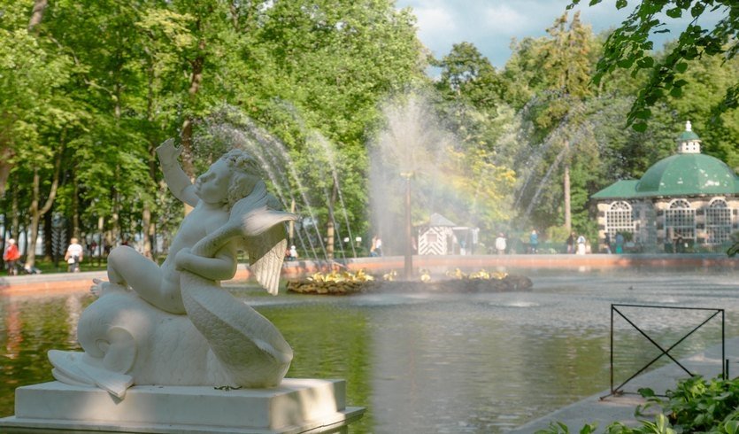 Петергоф и Ораниенбаум — Индивидуальные (VIP) экскурсии и туры от 5500 рублей