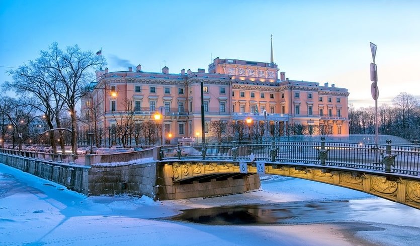 Инженерный замок – сборные туры в Санкт-Петербург от 5340 рублей
