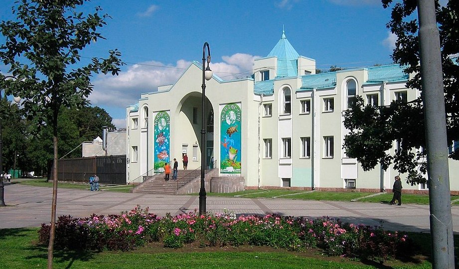 Здание Ленинградского зоопарка – пешеходные экскурсии от 1100 рублей