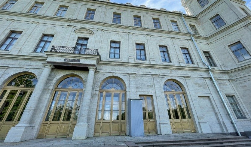 Гатчина — автобусная экскурсия для школьников от 26500 рублей