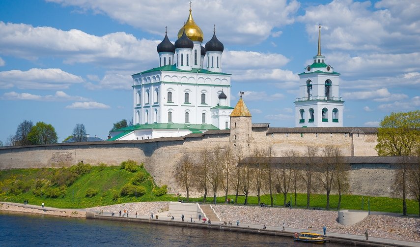 Легенды псковского края: Псков – Изборск – Печоры – Тур в Псковскую область от 2790 рублей