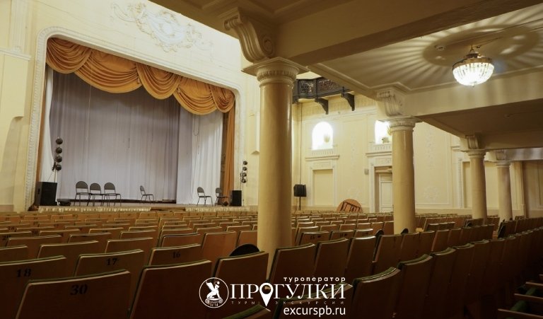 Интерьер особняка З. И. Юсуповой на Литейном — Дворцы и особняки от 1050 рублей