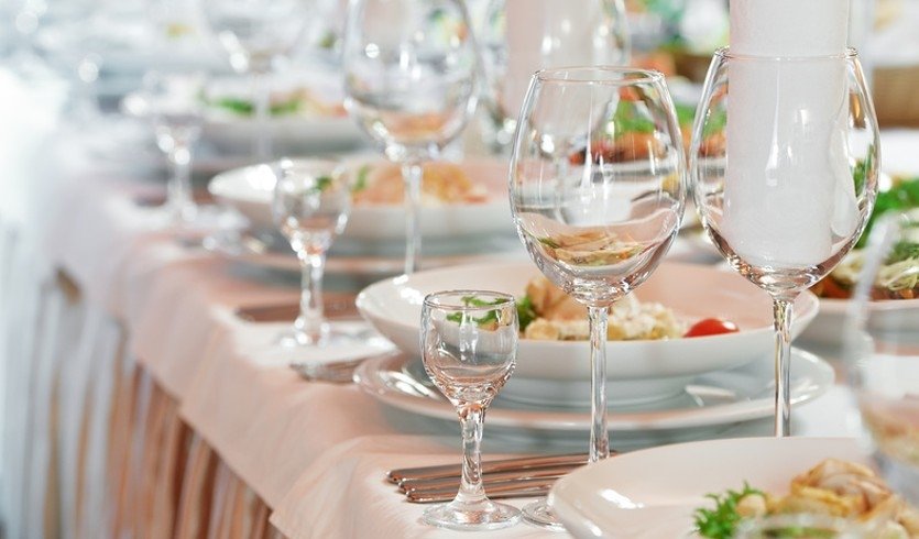 Новогодний карнавал – новогодние корпоративы от 6700 рублей