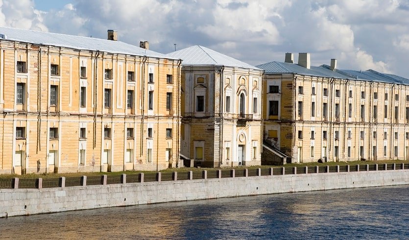 По Ждановской набережной в Колтовскую слободу – пешеходные экскурсии для заказных групп от 320 рублей