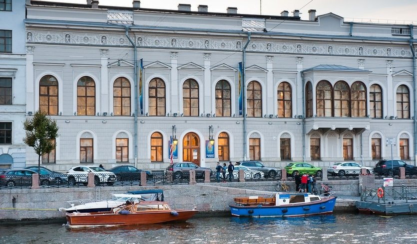 От площади воинской славы до площади муз – Пешеходные экскурсии