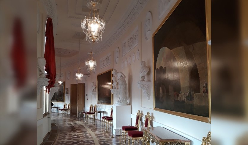 Интерьеры Гатчинского дворца – сборные экскурсии для школьников в Санкт-Петербурге