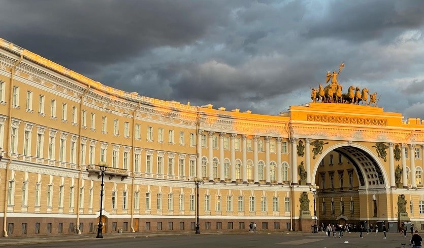 Классический тур в Петербург для школьников на 3 дня — Туры в Санкт-Петербург для школьников от 6000 руб.