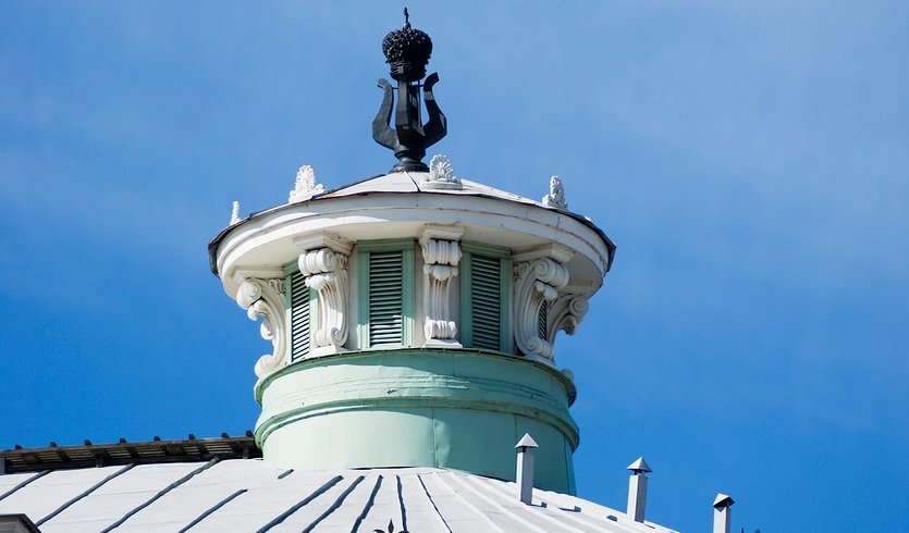 За кулисы Мариинского театра (для школьных групп) — экскурсии и программы для детей от 530 рублей