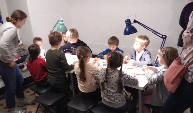 Занятие в музее академии А. Л. Штиглица – Сборные экскурсии для школьников в Санкт-Петербурге Занятие в музее академии А. Л. Штиглица – Сборные экскурсии для школьников в Санкт-Петербурге