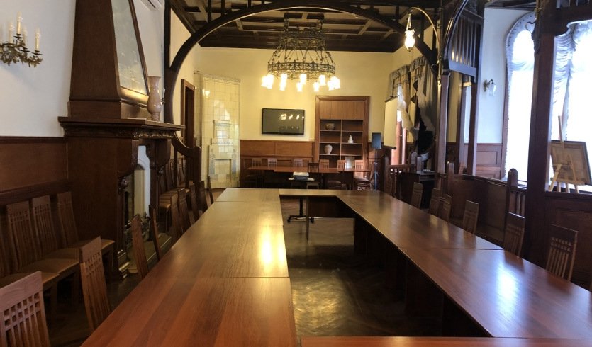 Особняк Барятинских (дворец великой княгини Ольги Александровны) – интерьерные экскурсии для организованных групп от 780 рублей