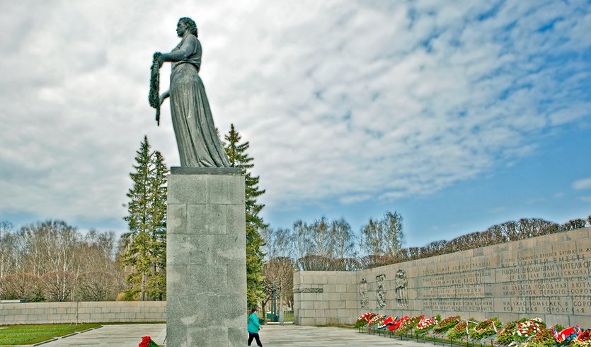  Блокадное детство (с посещением Пискаревского мемориала) — Экскурсии для организованных групп от 550 рублей