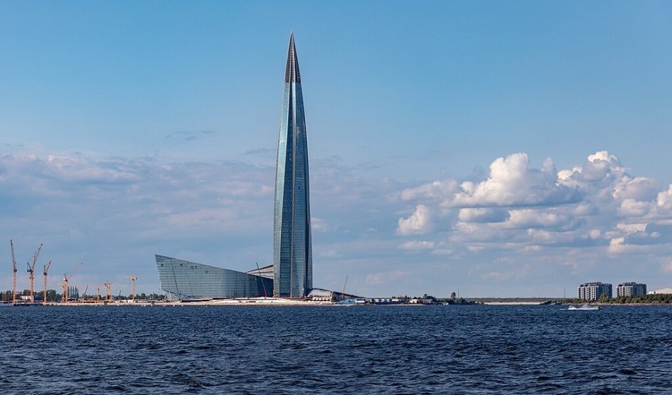 Ужин-круиз при свечах к Лахта Центру – водные обзорные от 1800 рублей Ужин-круиз при свечах к Лахта Центру – водные обзорные от 1800 рублей