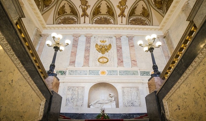 Весь Михайловский (Инженерный) замок — индивидуальные экскурсии от 1300 руб.