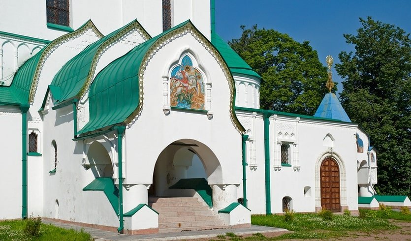 Феодоровский собор. Царский венец – интерьерные экскурсии для закахных групп от 340 рублей