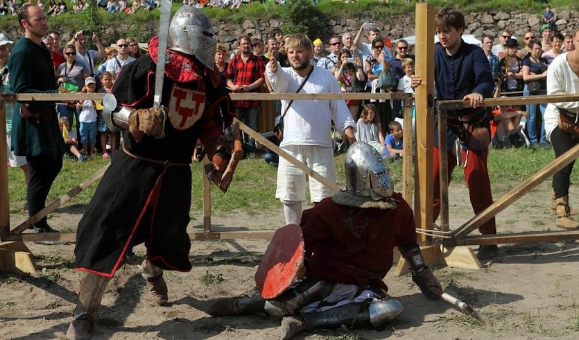 Рыцарский Замок: назад в Средневековье (Военно-исторический фестиваль в Выборге) — автобусные экскурсии