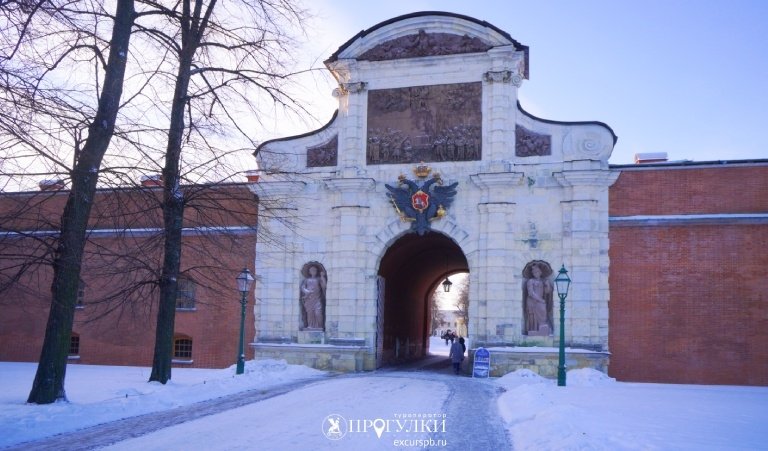 Обзорная экскурсия для детей – Экскурсии для школьников в Санкт-Петербурге под заказ от 390 рублей