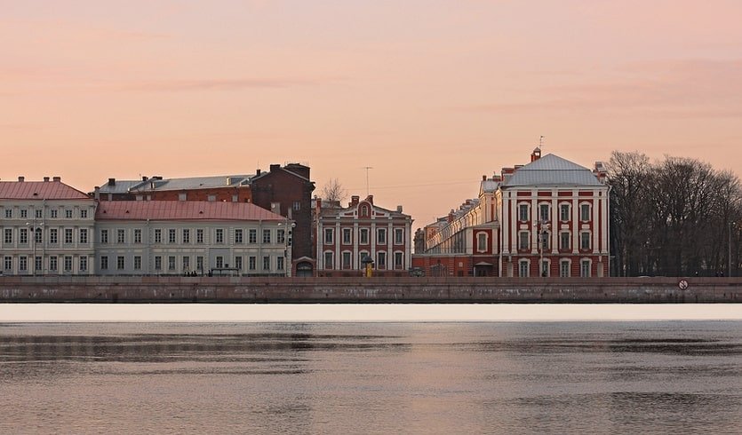 Васильевский остров – пешеходные экскурсии для заказных групп от 290 рублей