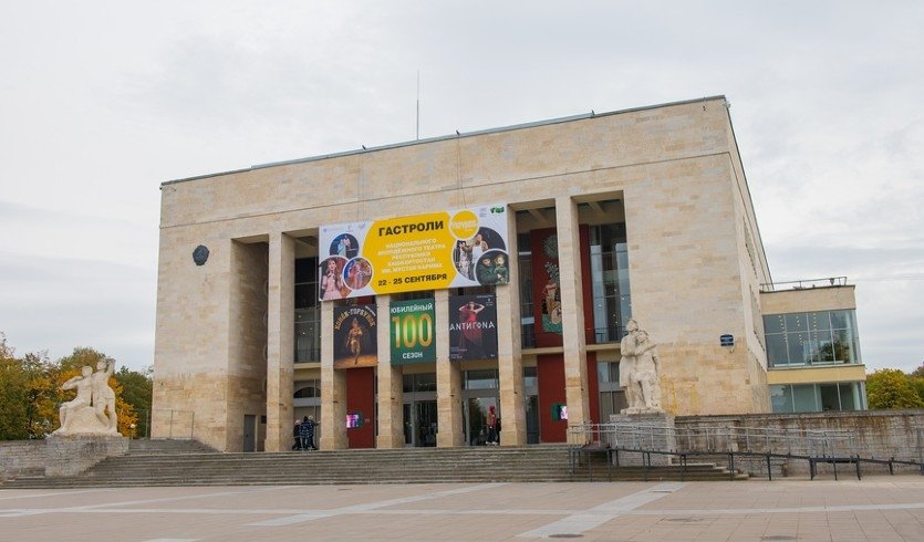 Театр юных зрителей имени А. А. Брянцева — Пешеходные экскурсии