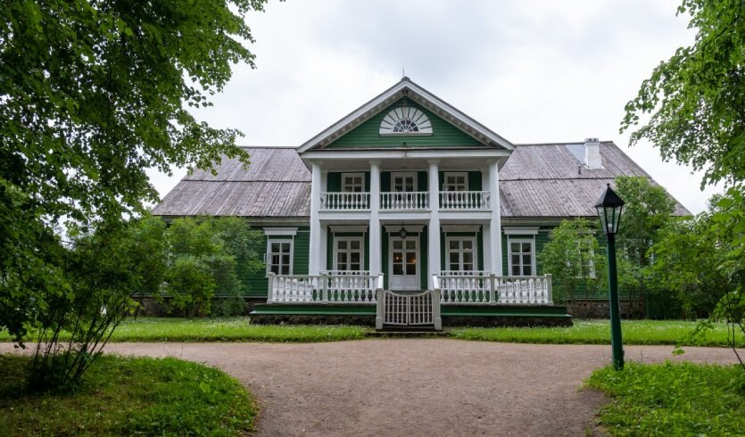 Пушкинские горы (для заказных групп) – автобусные экскурсии для организованных групп от 8650 рублей